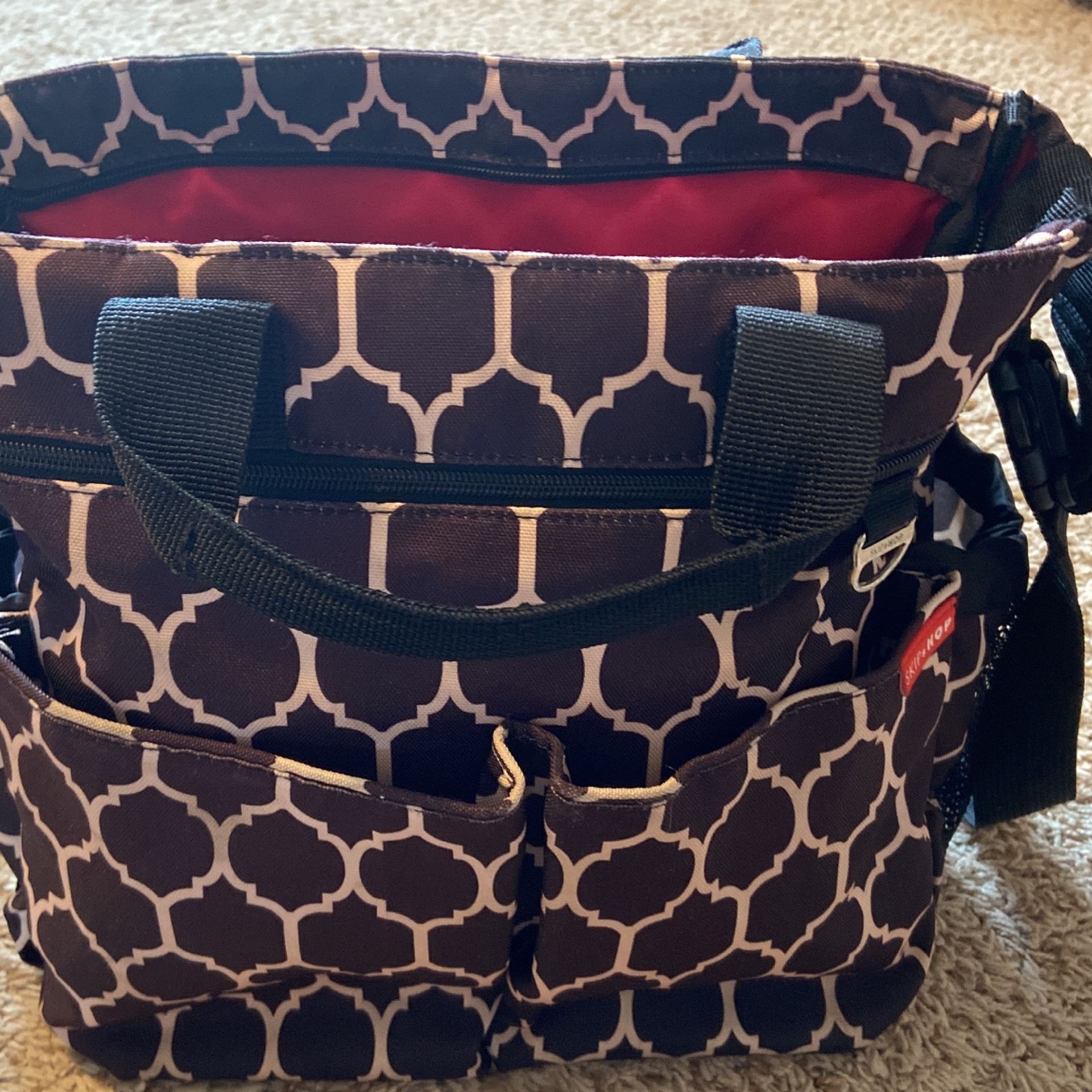 Skip Hop Diaper Bag With Diaper Changing Pad