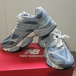 New Balance Moon Daze Size 8.5 Men/ 7 W Blue On Blue And Gray Good Condition