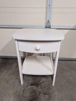 White Wood Nightstand with Drawer and Shelf