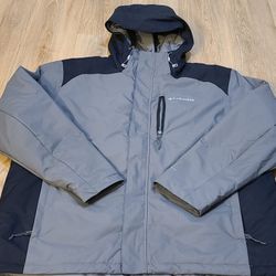 Columbia Hoodie Jacket Size M And XL For Men 