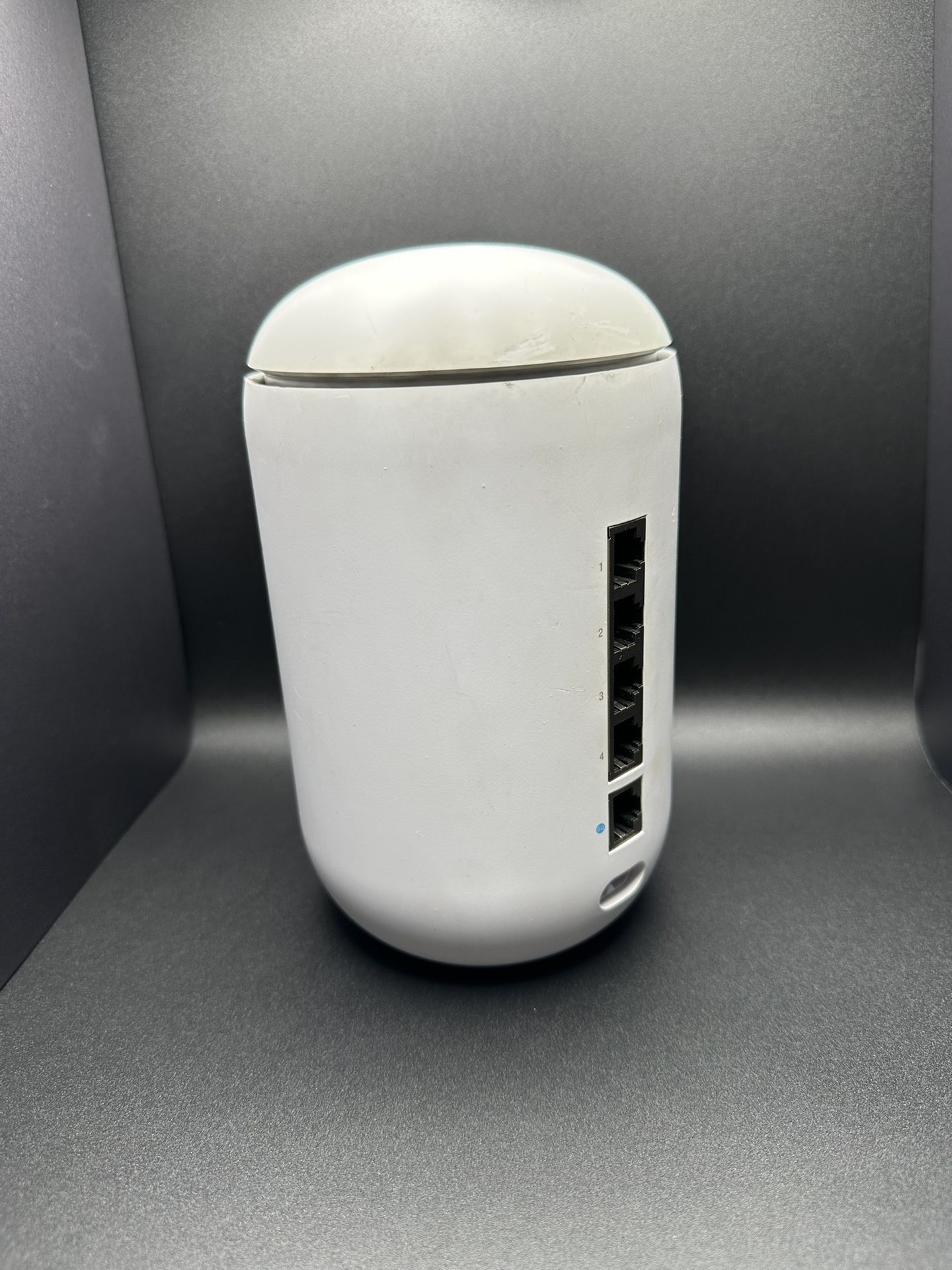 Ubiquiti UniFi Dream Machine (UDM) - CD 802.11ac All-in-One Router & Gateway - Excellent Condition! 