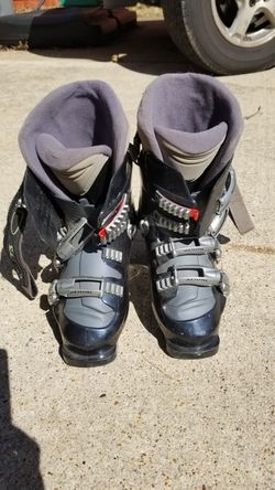 Salomon Evolution 8.0 Custom Fit Women's girls Ski boots us size 4