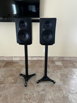 Mackie Speakers and Stands