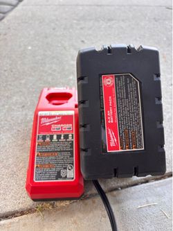 Milwaukee m18 battery and charger