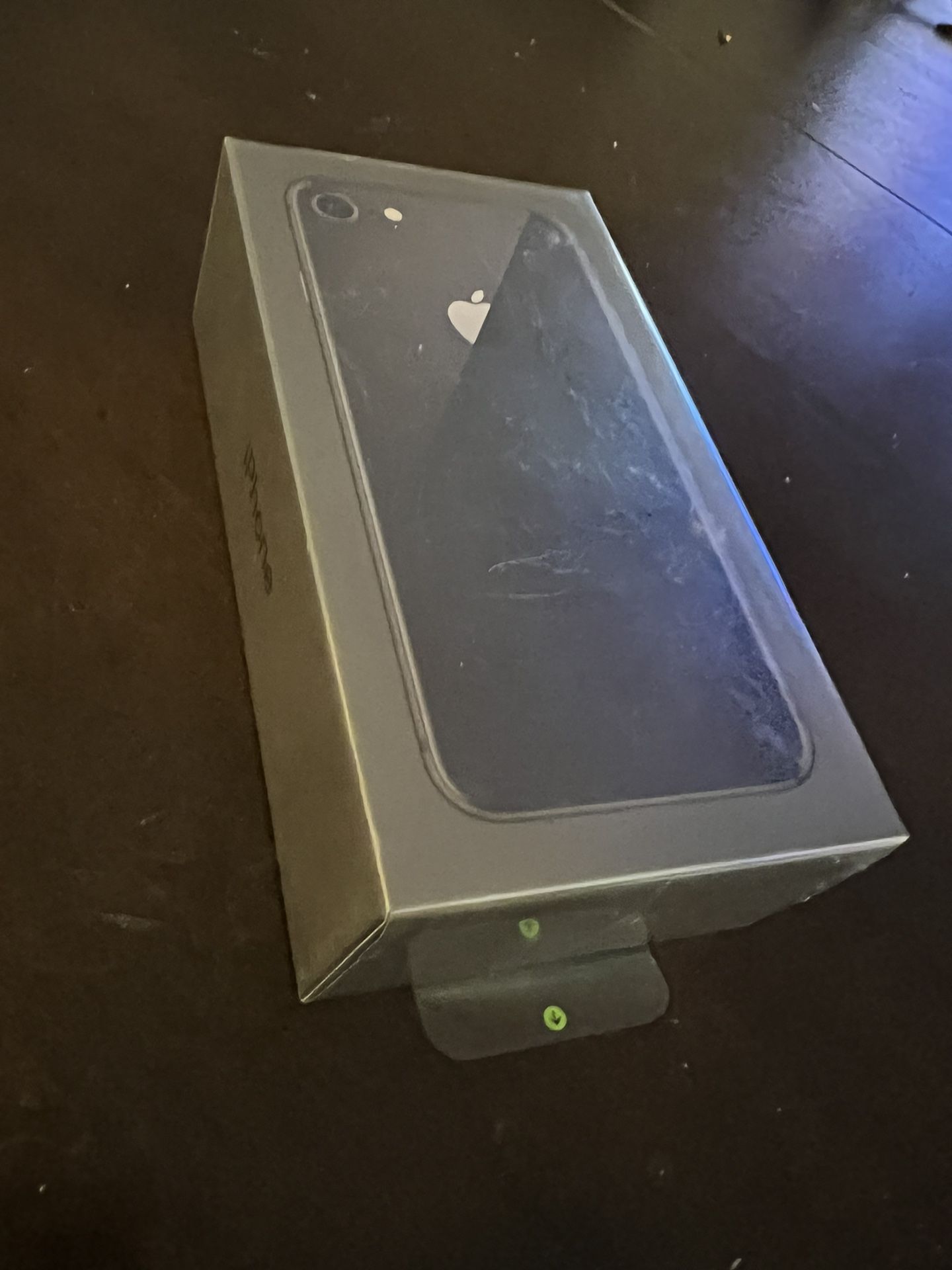 Sealed Unlocked Apple iPhone 8 64GB MQ6V2LL/A A1905