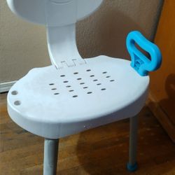 Carex E-Z Bath & Shower Seat  Pre-owned with One Seat Handle Missing.