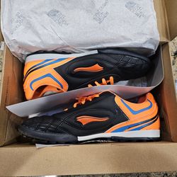 Indoor Soccer Futbol Cleats Shoes Size US 8 EU 40