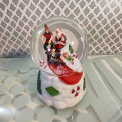 Hallmark 2006 A Christmas Story Snow Globe