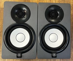 Yamaha HS5 Studio Monitor Speakers Pair