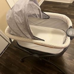 Bassinet 