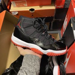 2019 Jordan Bred 11s size 9 VNDS