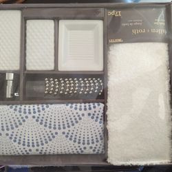 17 Piece Bathroom Set New