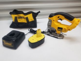 DeWalt 18v First Gen Jigsaw Kit Serrucho Sierra 