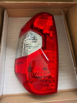 Tundra 2014-2021 Left tail light OEM