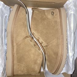 Kids Uggs Neumel 2 Chestnut Size 6 Brand New