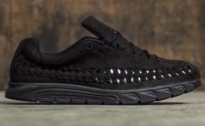 NIKE ALL BLACKOUT SUEDE MAYFLY Size 10.5 *NEW*