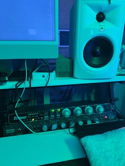 Professional Hone studio set up