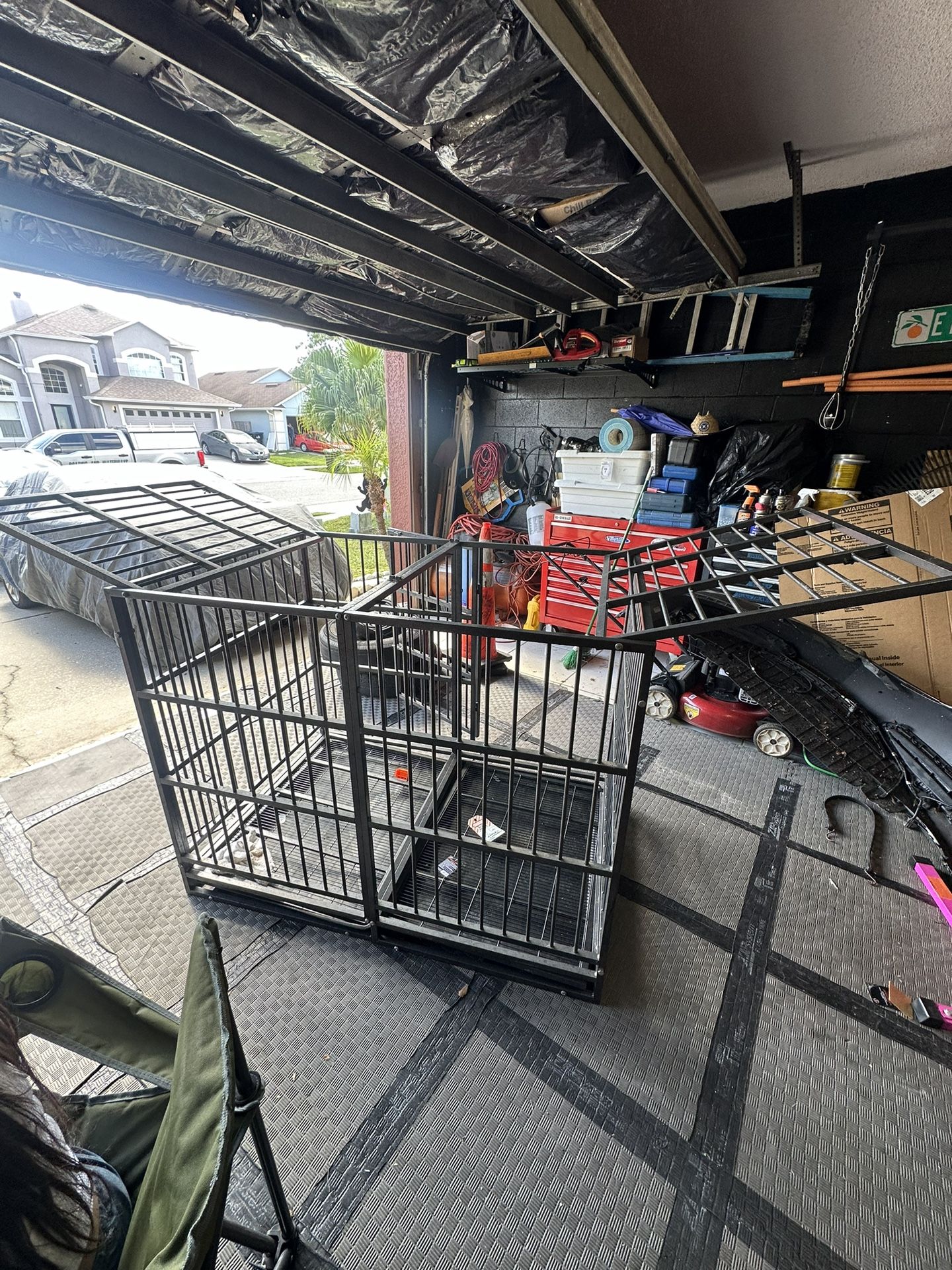 Dog Crate with Removable Wire Trays and Wheels