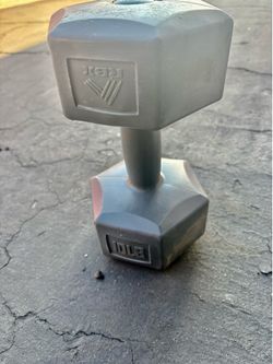 10-pound dumbell
