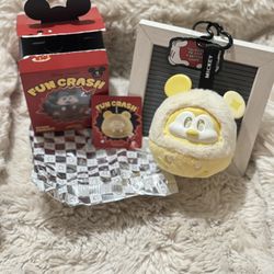 Authentic Miniso x Disney-Mickey "Fun Crash" Plush Bag Charm -Wealthy Mickey