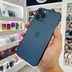 iPhone 12 Pro Max 128gb Unlocked *SMALL SPOT ON CAMERA*