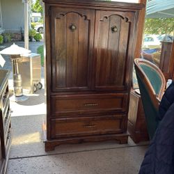 Bedroom Furniture Set