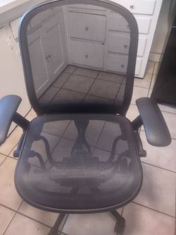 Knoll Chadwick ergonomic desk chair black nesh