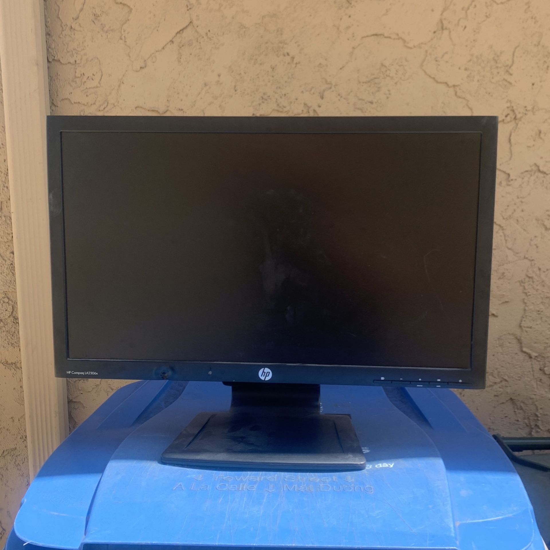 flat panel monitor HP Compaq LA2306x