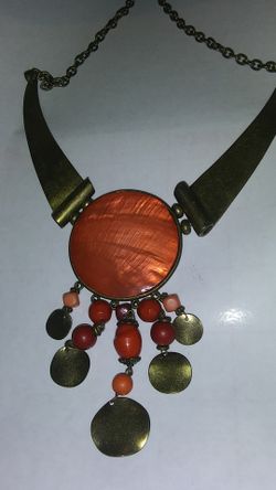 Beautiful vintage flawless Loquet carneliane large pendant necklace