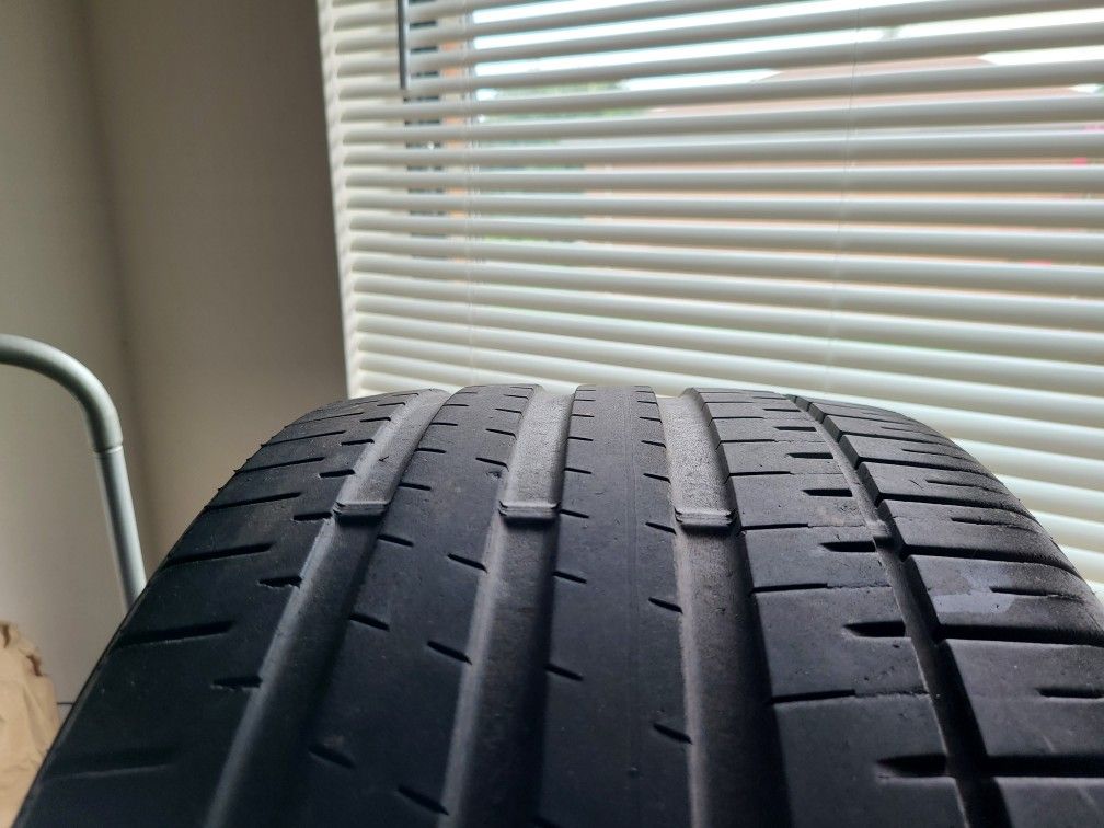 (4) Falken Azenis FK510 255 30ZR 19
