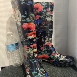 Women’s Rain Boots Size 7