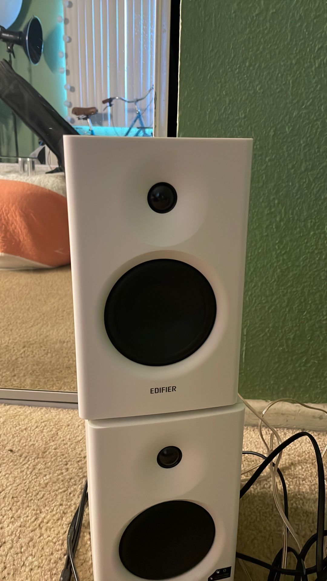 Edifier MR4 Speakers