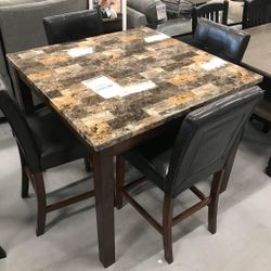 Black Friday Sale 💥Maysville Counter Height Dining Table and Bar Stools (set of 5)

