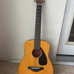 Yamaha Guitar