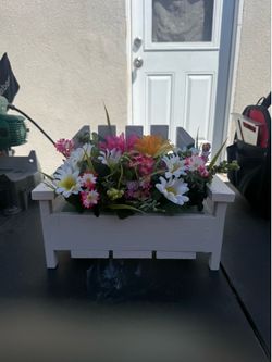 Decor Bench planter with artificial flowers