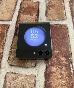 Samsung Galaxy Z Flip5 (256gb) Unlocked / Liberado