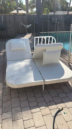 Free patio lounge