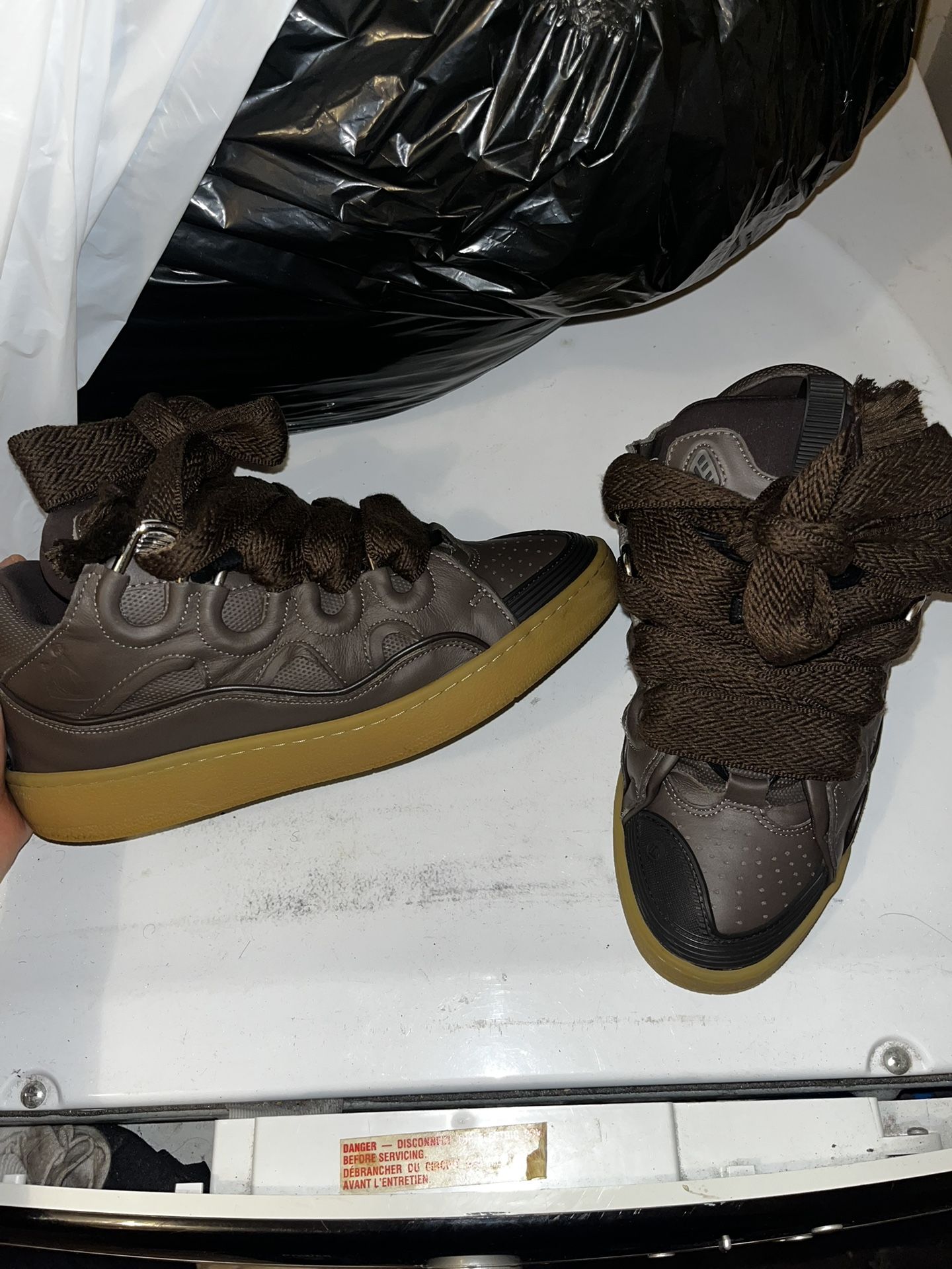 Lanvin curb