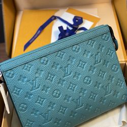 Louis Vuitton  handbag