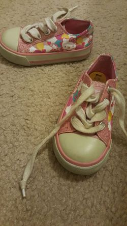 hello kitty shoes size 5
