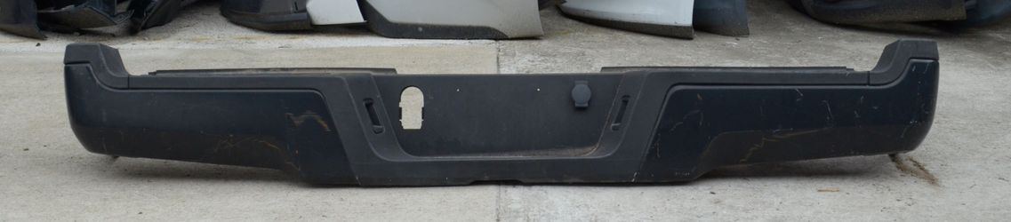 USED REF#M060 || 2017-2020 FORD F-250 || REAR METAL BUMPER