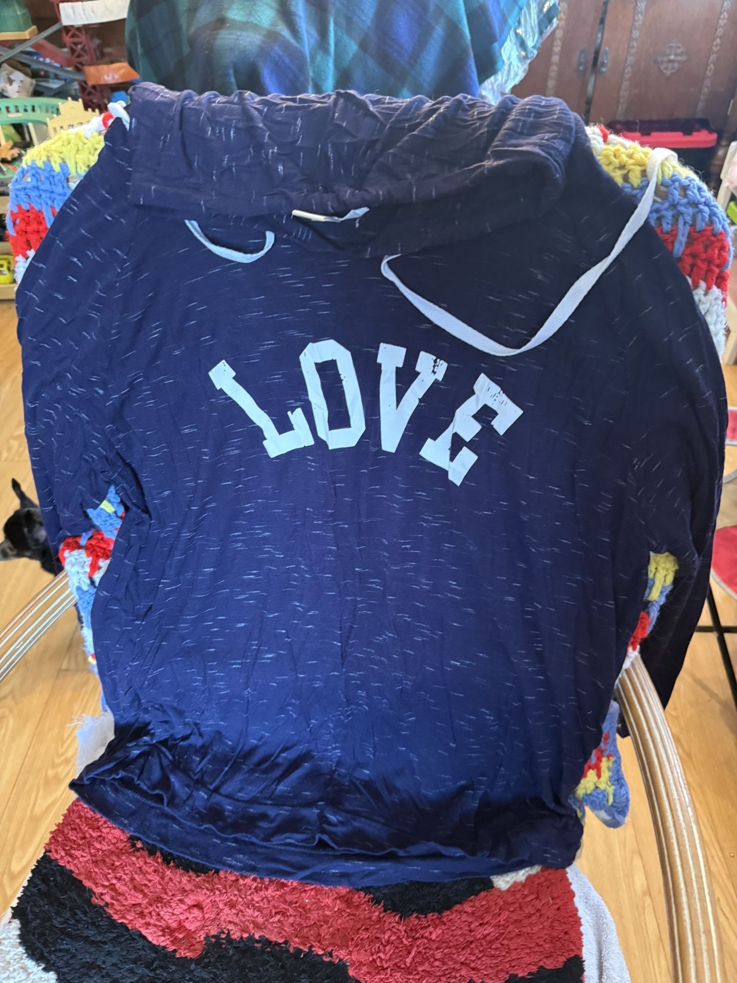 Maternity Sweatshirt Size Extra Large