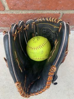 Rawlings Heart Of The Hide Softball Glove