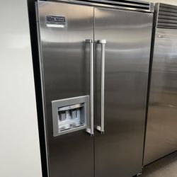 VIKING 48”WIDE BUILT IN STAINLESS STEEL SIDE BY SIDE REFRIGERATOR 