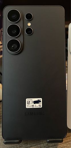 MINT/NEW Samsung Galaxy S26 Ultra - Factory Unlocked (Local Cash)
