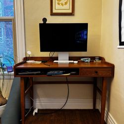 Small Computer Desk