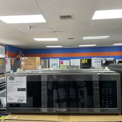 BLACK STAINLESS STEEL SAMSUNG MICROWAVE 