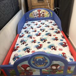 Spiderman toddler bed with mattress