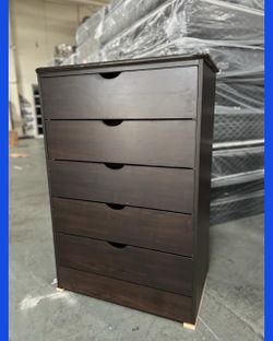 5 drawers dresser/Five drawers dresser