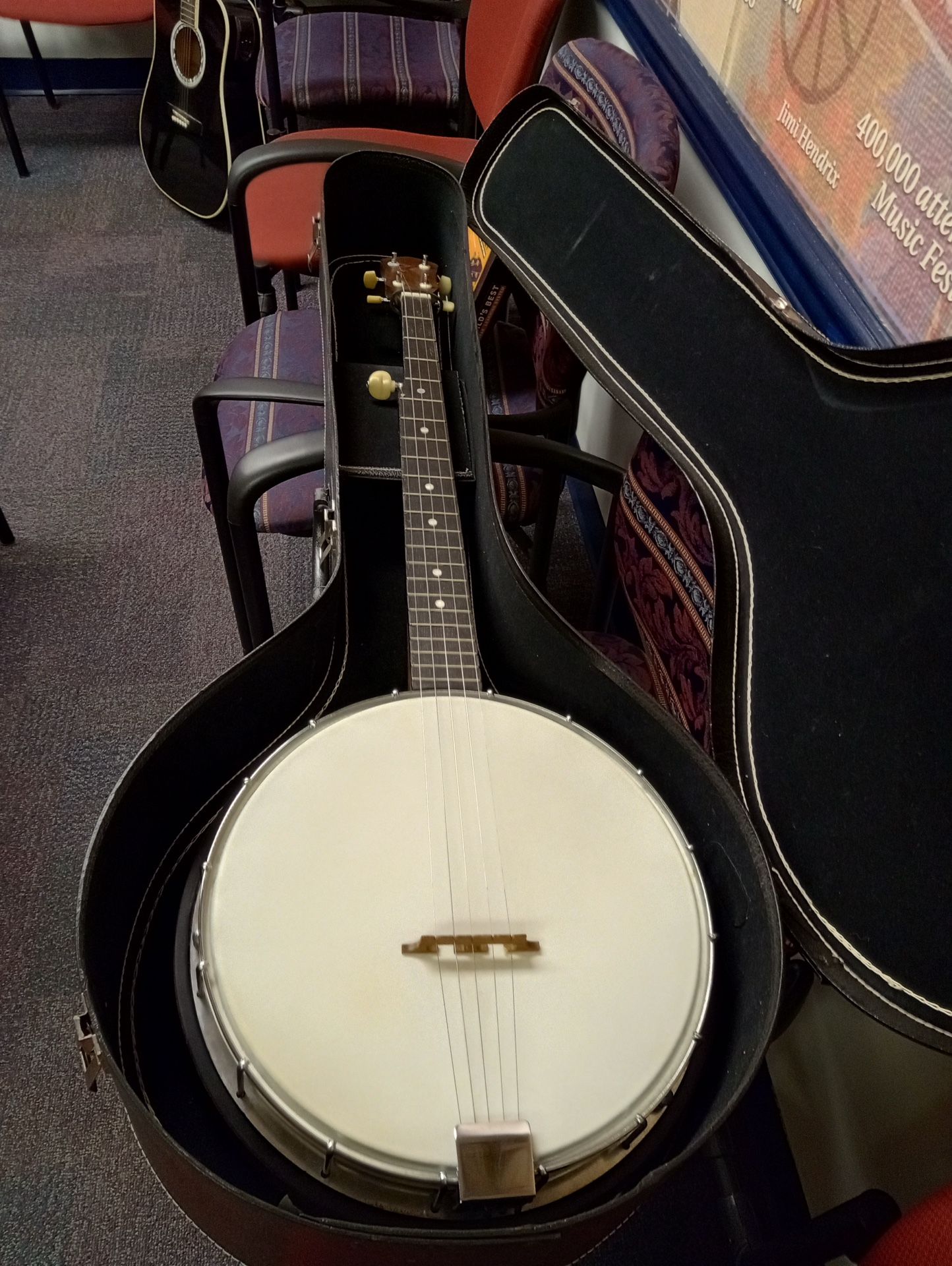 Nice Banjo with case
